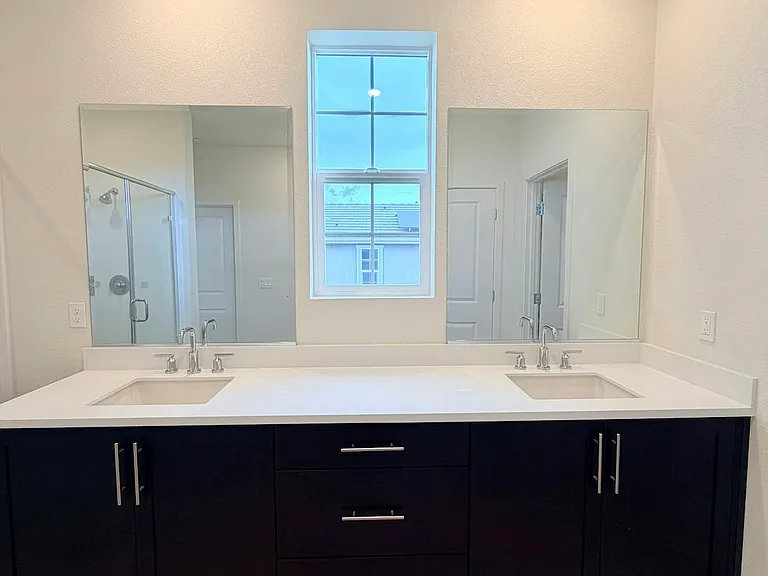 5242 Upton Ave — Photo 12