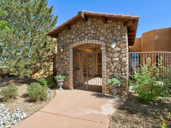 33 Via Entrada, Sandia Park, NM 87047