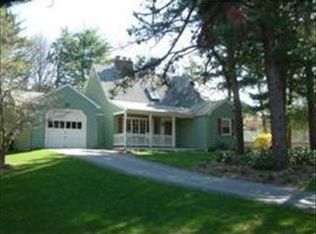 2 Kenney Rd, Medfield, MA 02052
