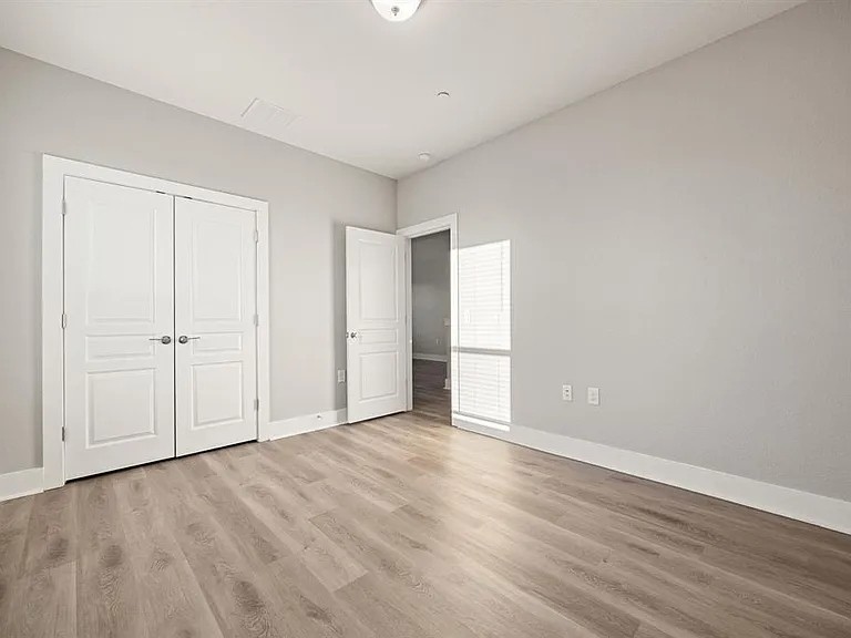 1501 Roseburg Dr — Photo 26