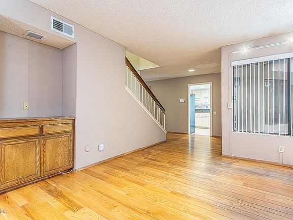 3rd image of 8049 Stone Pl