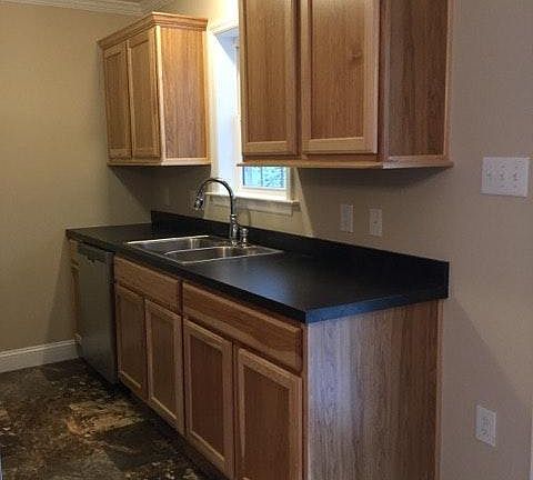 2nd image of 20 Camille Dr #1