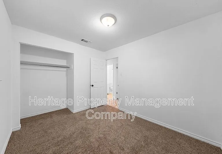 4942 Driskill St — Photo 15