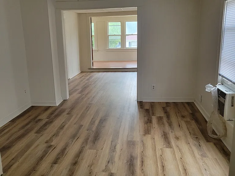 744 High St #2 — Photo 4