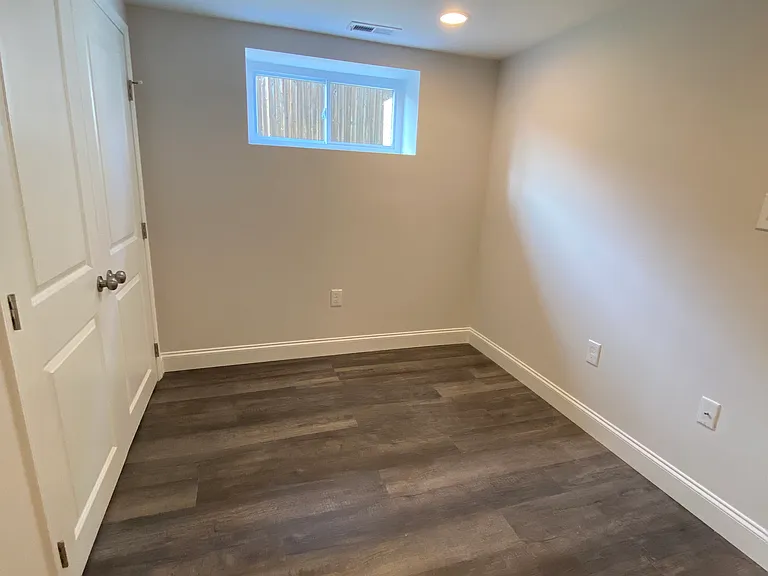 Rec area & Laundry in center of basement