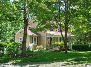 9427 Hatton Ferry Rd, Scottsville, VA 24590