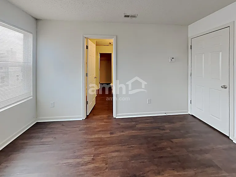 19446 Prairie Crossing Dr — Photo 9