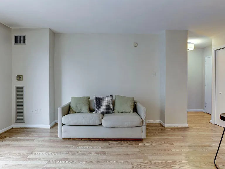 950 25th St NW #723-N — Photo 7