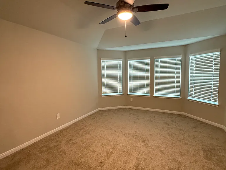3059 Pike Dr — Photo 15