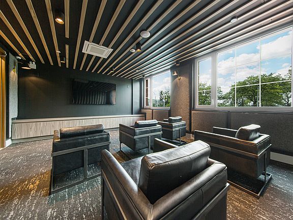 3rd image of 101 Bruckner Blvd #6P