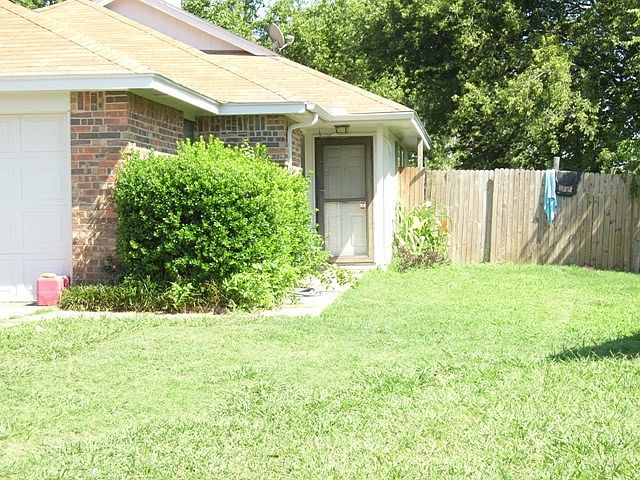 1st image of 6861 Cuculu Dr