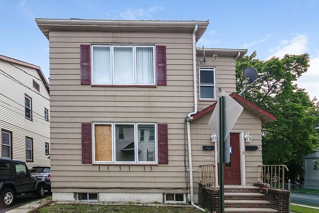 1st image of 70 Cedar Hill Ave