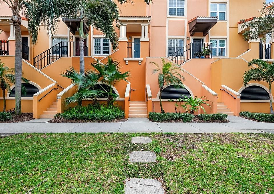 1st image of 100 4TH AVENUE S #137