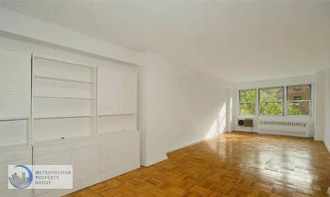 Rented by Metropolitan Property Group | media 4