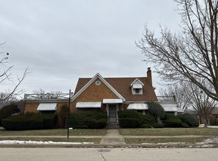 302 Washington St, Algonquin, IL 60102