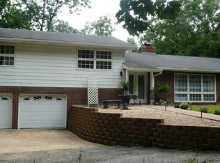 2128 Oakshire Farm, Union, MO 63084