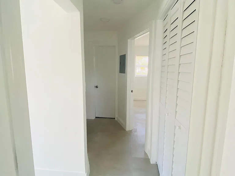 2001 NE 167th St #1 — Photo 15