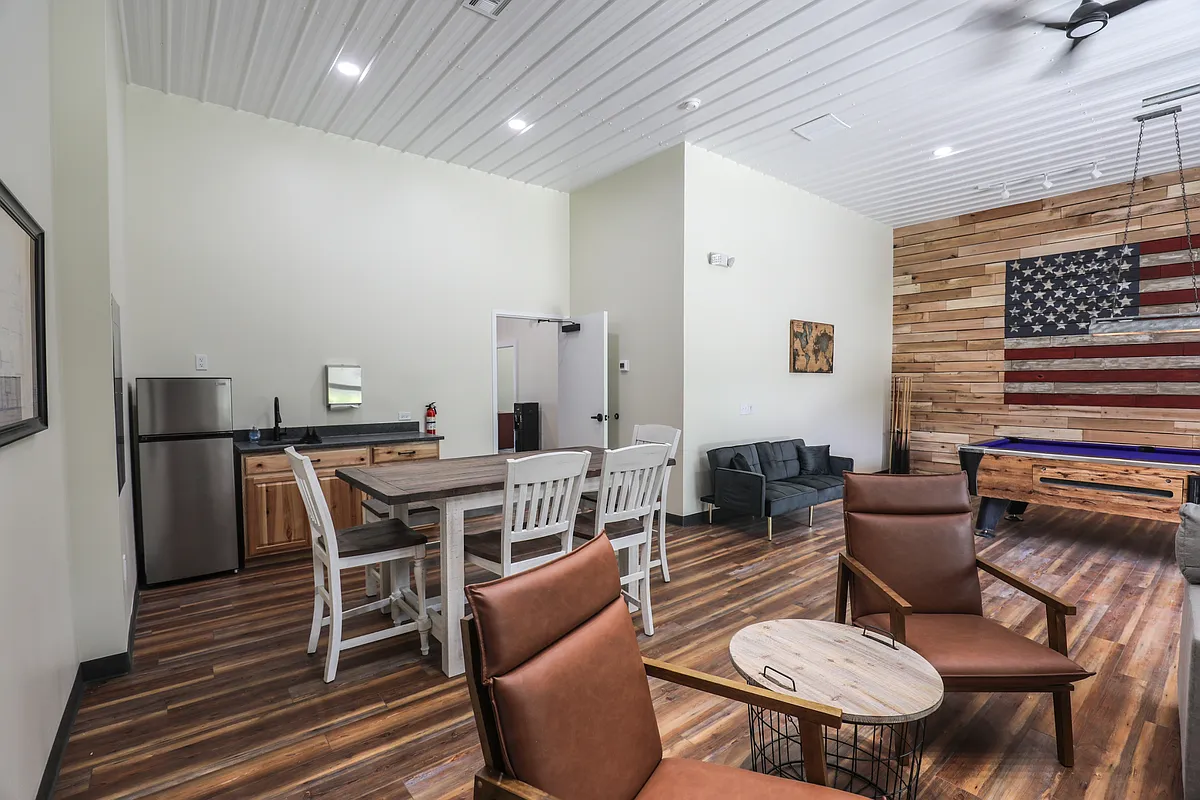 Clubhouse - 2101 Orchard Rd #10