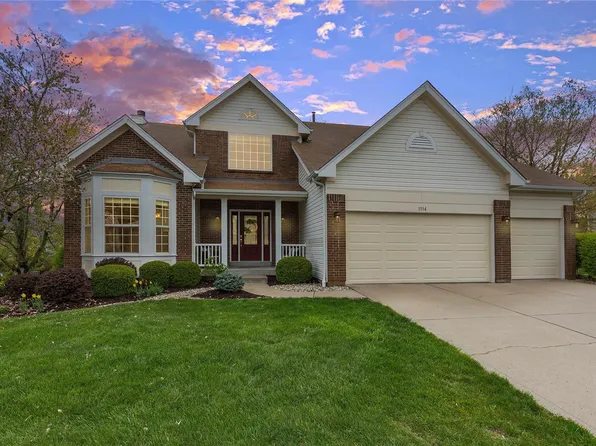 1114 Wildhorse Meadows Dr, Chesterfield, MO 63005