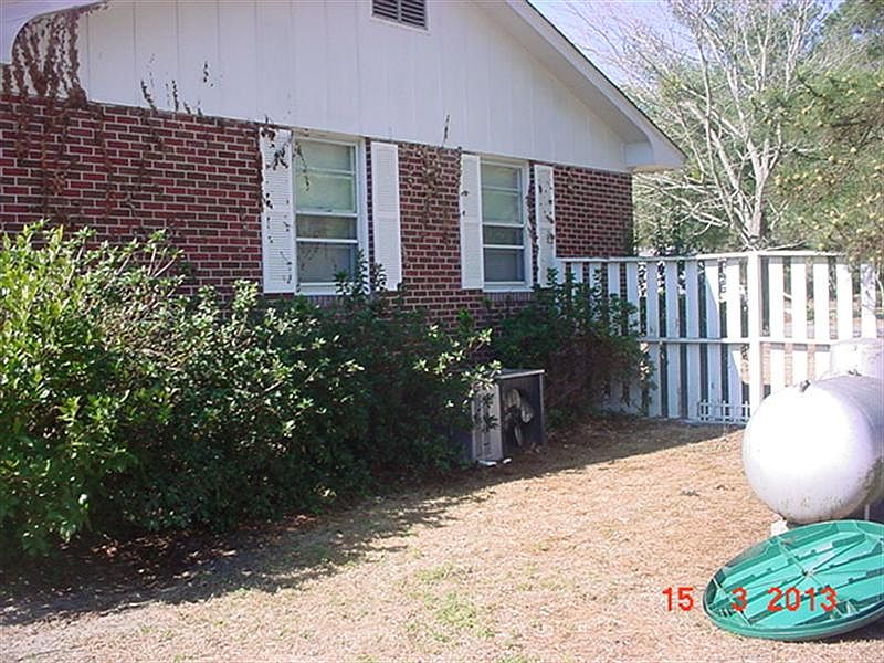 2nd image of 3014 Woodbridge Rd