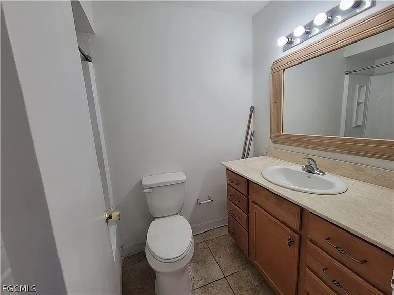 2937 Winkler Ave #1222 — Photo 24