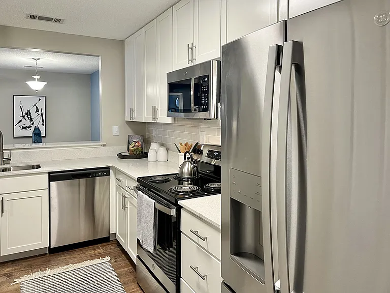 Reserve at Park Place Apartment Homes — Photo 14