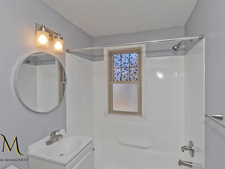 320 Island Pond Rd — Photo 22
