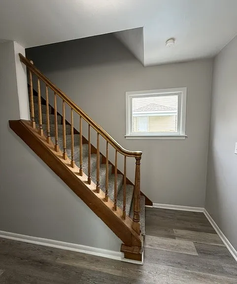 1155 Ward St NW — Photo 3