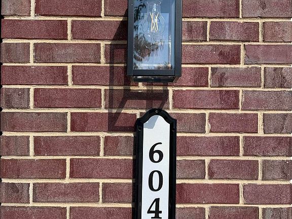 2nd image of 604 Prescott Dr