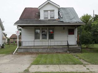 20496 Broadacres St, Clinton Township, MI 48035