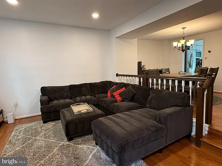 5832 Apsley House Ct — Photo 5