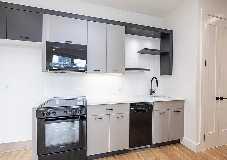 899 Fulton St #3F — Photo 11