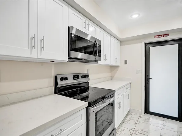3541 NW 95th Terrace #202, Sunrise, FL 33351
