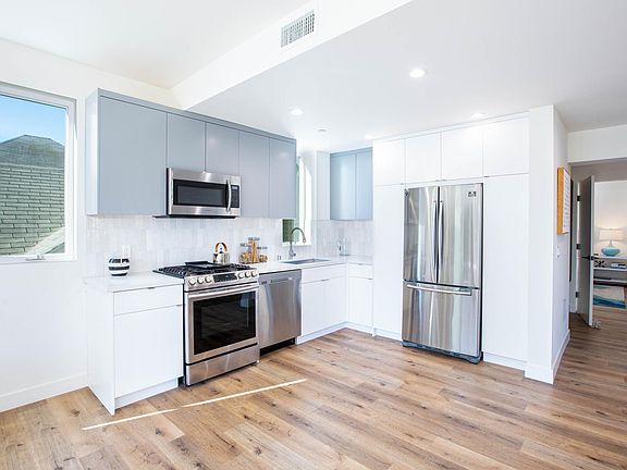 5th image of 1141 Mohawk St #402