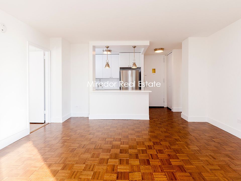 1st image of 330 E 39th St APT 35P