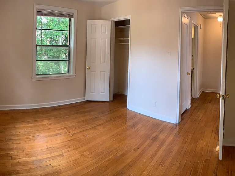 1622 Valley Ave — Photo 10