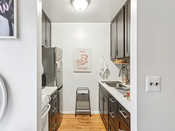 239 East 10th Street 3A image 3 of 9