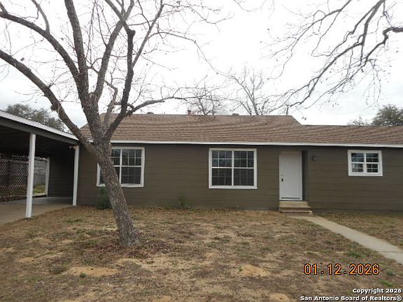 2nd image of 1012 Anna Dr