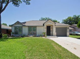 906 Curtis Dr, Garland, TX