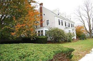 2nd image of 350 Hawthorn St