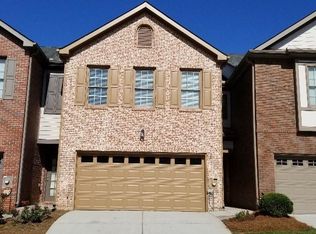 5901 Oakbrook Lake Ct, Norcross, GA 30093