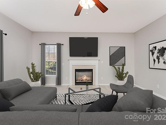5th image of 8611 Sabella Ln