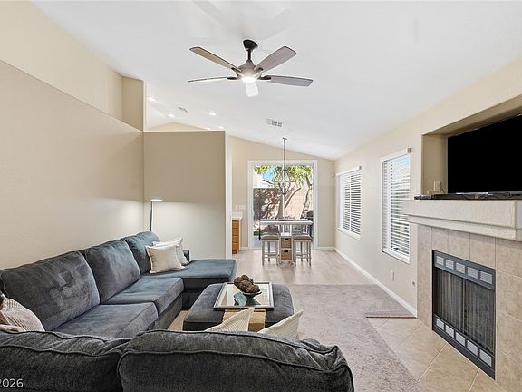 4th image of 9624 Sterling Ridge Ave