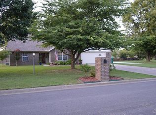 798 Hathorn Dr, Springdale, AR 72764