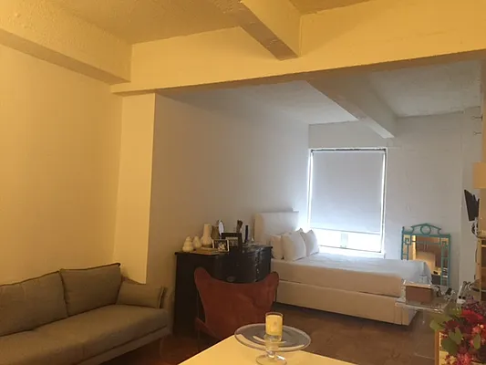 Rented by ELK Investors | media 6