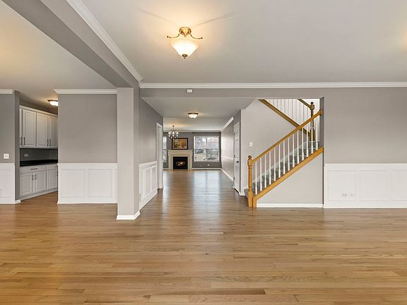 2nd image of 12831 Grande Poplar Cir