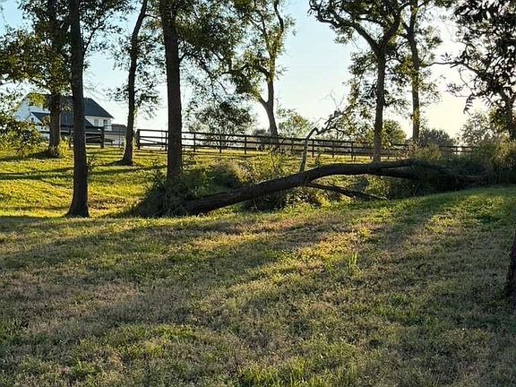 4th image of 16318 Deer Haven Run