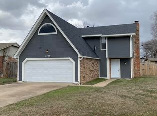 2124 Jefferson Pl, Bartlesville, OK 74006