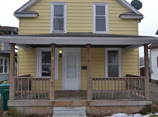 818 E Washington St, Joliet, IL 60433