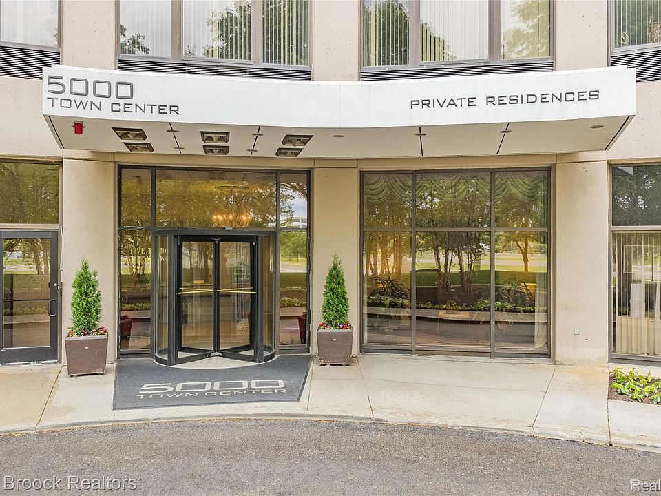 5000 Town Ctr Suite 2605, photo 5